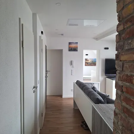 Exklusive Wohlfuehloase Mit 7 Einzelbetten Grosser Balkon Mwst Ausweisbar In Toller Lage Von *