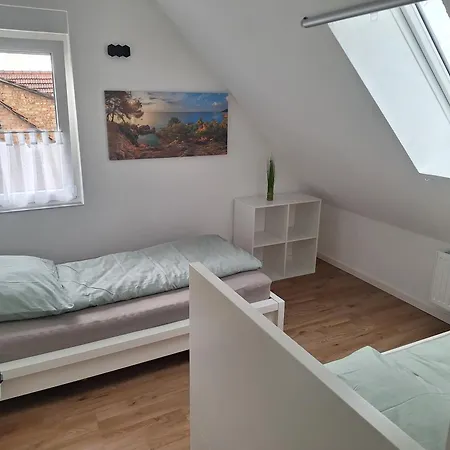 Exklusive Wohlfuehloase Mit 7 Einzelbetten Grosser Balkon Mwst Ausweisbar In Toller Lage Von شقة *