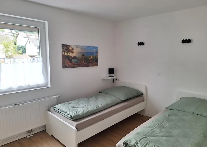 Exklusive Wohlfuehloase Mit 7 Einzelbetten Grosser Balkon Mwst Ausweisbar In Toller Lage Von